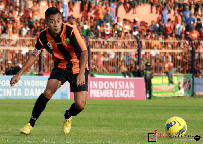 Sepakbola, Kebanggaan dan Kemanusiaan